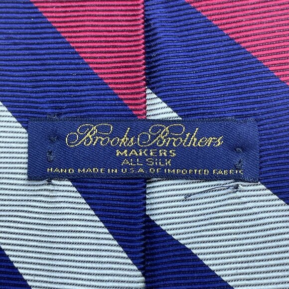 Vintage Brooks Brothers Blue/Red Striped Silk Tie Classic Neckwear Handmade USA - Picture 2 of 7